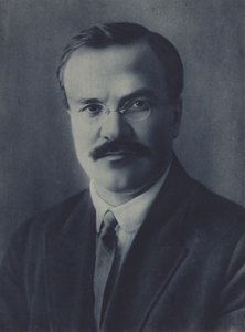 Wiaczesław Mołotow, radziecki polityk, dyplomata i minister spraw zagranicznych autorstwa Russian Photographer
