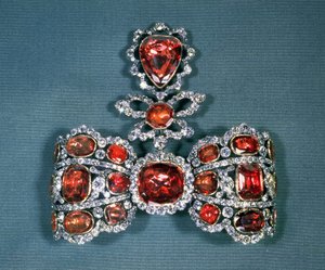 Broszka z kokardą wysadzana brylantami i spinelami o szlifie brylantowym, Pfisterer, 1764 (złoto, srebro, brylanty i spinele) autorstwa Russian School