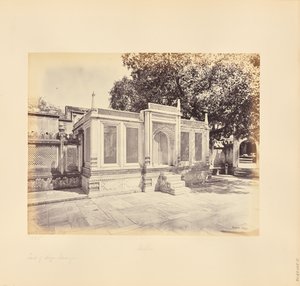 Delhi; grobowiec Mirzy Jehangira. To piękna rzeźba w marmurze autorstwa Samuel Bourne