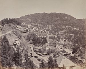Shimla. Domy europejskich mieszkańców, widok na wschód autorstwa Samuel Bourne