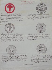 Projekty lamenów (biżuterii kołnierzyków) dla różnych funkcjonariuszy Świątyni Złotego Brzasku, 1888 (tusz na papierze) autorstwa Samuel Liddell MacGregor Mathers