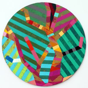 Twixt Heaven & Earth XII-A (akryl na okrągłej tablicy) autorstwa Sara Hayward