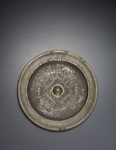 Okrągłe lustro „TLV”, dynastia Xin, 9-24 AD (brąz) autorstwa School Chinese