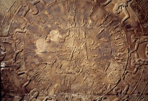 Starożytność egipska: detal zodiaku z reliefowymi konstelacjami ze stropu wschodniej kaplicy Ozyrysa ze świątyni Hathor w Denderze. 30 pne. Paryż, Luwr