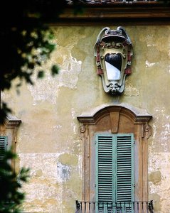 Fragment elewacji południowej Villa la Pietra (zdjęcie) autorstwa School Italian