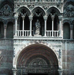 Fasada zachodnia, rozpoczęta 1130 i ukończona w XV wieku (zdjęcie) (szczegół) autorstwa School Italian