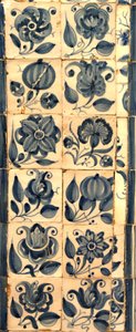 Panel przedstawiający różne gatunki kwiatów, Tarouca, Portugalia (płytki ceramiczne) autorstwa School Portuguese