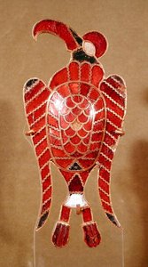 Orzeł, ze skarbca Apahidy II, okres wędrówek ludów, V-VI w. (złoto i granat)