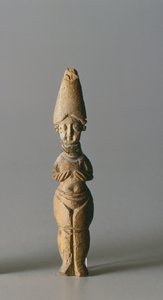 Figurka z wysokim kapeluszem, z Suzy, Iran, IV-VI wne (kość)