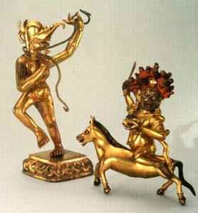 Makaravakitra i Sridevi (złocony brąz)
