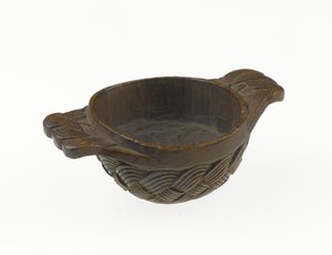 Quaich, dwuramienna, drewniana górska miska lub naczynie do picia, ok. 1700 (drewno) autorstwa Scottish School