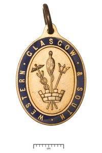 Scotland, Glasgow and South Western Railway, przepustka dyrektorów, ok. 1850 (złoto i emalia) autorstwa Scottish School