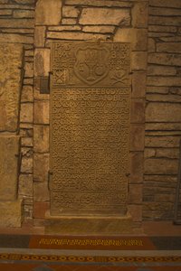 Nagrobek Marjorie i Beatrix Smyth autorstwa Scottish School