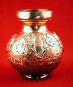 Dzbanek ze scenami z życia Scytów, z Kul Oba na Krymie, Ukraina (złoto) autorstwa Scythian