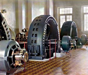 Elektrownia wodna Hindu Kush (zdjęcie ręcznie kolorowane)