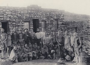 Grupa Górnicza (zdjęcie czarno-białe) autorstwa South African Photographer