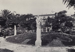 Kadyks: Plaza de Mina (zdjęcie czarno-białe)