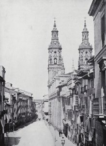Calle Del Mercado, Logrono (zdjęcie czarno-białe) autorstwa Spanish Photographer