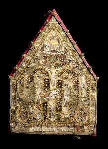 Mitra Eveque w złotym dekorze z mozaiki z piór wykonanych przez hiszpańskich misjonarzy w Meksyku. XVI-wieczna Florencja, Museo degli Argenti autorstwa Spanish School