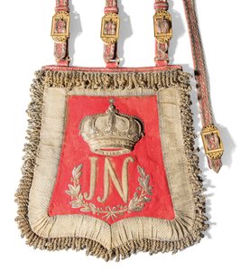 Sabretache Józefa-Napoleona Bonaparte, króla Hiszpanii, przed 1813 r. (czerwona skóra maroka z haftowanym złotem i pozłacanymi mosiężnymi oprawami) autorstwa Spanish School
