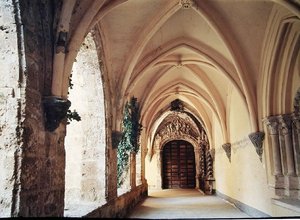 Widok na krużganki klasztoru, założonego w 1194 r. i przeniesionego na obecne miejsce w 1218 r. autorstwa Spanish School