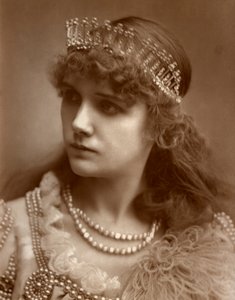 Marion Hood, brytyjska śpiewaczka operowa i muzyczna, 1884.