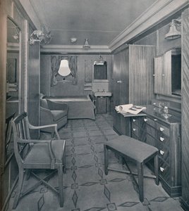 Mieszkania w strefie pierwszej klasy na pokładzie Cesarzowej Wielkiej Brytanii, 1931 autorstwa Stewart Bale Limited