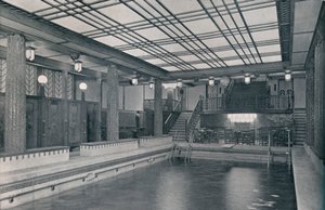 Basen na pokładzie SS Empress of Britain, 1931 autorstwa Stewart Bale Limited