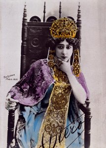 Portret Caroline (La Belle) Otero (1868-1965), pocztówka z autografem