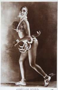 Sztuka. Rozrywka. Josephine Baker w Folies Bergeres w Paryżu. Fot. Walery, Francja, ok. 1925-30 (zdjęcie)