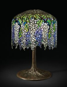 Lampa stołowa Wisteria, ok. 1910 (szkło ołowiowe i brąz)