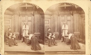 Babys Death, sekcja szwedzka, z tytułu wystawy: Sceny z życia rodzinnego Szwedów, wystawa #na, Gmach Wystawy Głównej, Budynek, 1876 (druk stereoskopowy) autorstwa Swedish Photographer