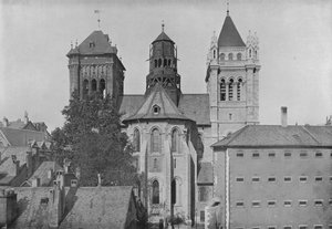 Genewa, Wieże Saint-Pierre (zdjęcie czarno-białe) autorstwa Swiss Photographer