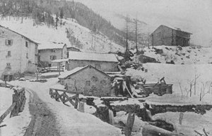 Wioska Praz de Fort, Route du St-Bernard (zdjęcie czarno-białe) autorstwa Swiss Photographer