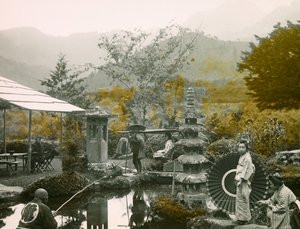 Dzień połowu ryb w ogrodzie Dainichi - Do w Nikko około 1900-1915 (zdjęcie) autorstwa Teijiro Takagi