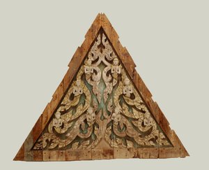 Szczyt tajskiej świątyni z okresu późnego Ayutthayi (1351-1767) (drewno)