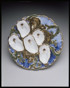 Talerz ostrygowy z serwisu Rutherford B. Hayes White House, projekt 1879 (porcelana i emalia)