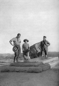 Grób Cecila Rhodesa, brytyjskiego biznesmena i polityka w Afryce, Południowa Rodezja, 1924 1927