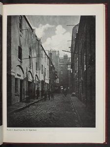 Broad Close, nr 167 High Street, ze starych zamknięć i ulic Glasgow autorstwa Thomas Annan