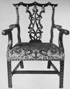 Chińskie krzesło z łokciem Chippendale z siedziskiem we współczesnym szyciu, połowa XVIII wieku, 1928