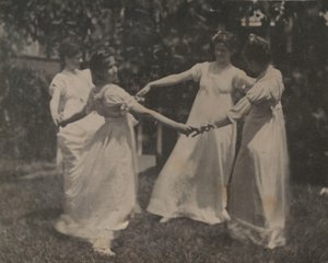 Susan Hannah Macdowell, Niezidentyfikowana dziewczyna, Elizabeth Macdowell i prawdopodobnie Mary Macdowell..., c. 1 autorstwa Thomas Eakins