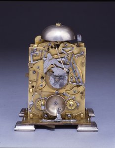 Miniaturowy zegar na wsporniku, nr 222, ok. 1695