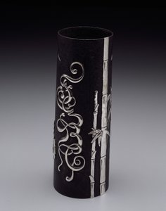 Wazon, ok. 1877-85 (żelazo i srebro) autorstwa Tiffany and Company