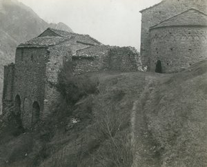 Opactwo San Pietro al Monte, Civate, Lombardia, Włochy, zdjęcie autorstwa Ugo Monneret de Villard, około 1910 r. autorstwa Ugo Monneret de Villard