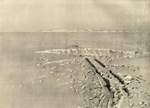Typowa szczelina na równej powierzchni, c1908, 1909. autorstwa Unbekannt
