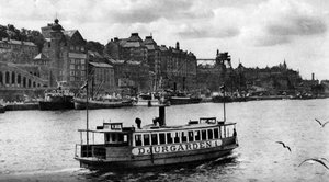 Prom w drodze na wyspę Djurgarden, Sztokholm, Szwecja, ok. 1923 r. autorstwa Unbekannt