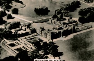 Widok z lotu ptaka na Pałac Blenheim, 1939 autorstwa Unbekannt
