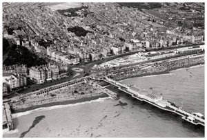 Widok z lotu ptaka na Brighton, Sussex, z Zeppelina, 1931 1933 autorstwa Unbekannt