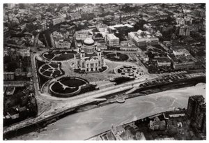Widok z lotu ptaka na katedrę Chrystusa Zbawiciela, Moskwa, ZSRR, z Zeppelina, 1930 1933 autorstwa Unbekannt