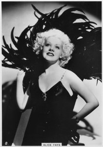 Alice Faye, amerykańska aktorka i piosenkarka, c1938 autorstwa Unbekannt